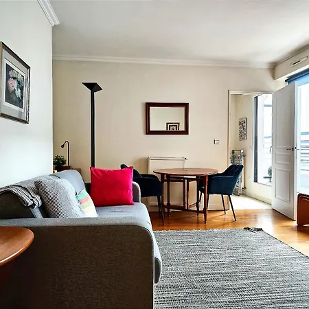 Apartment Charming In Picturesque Passage Doisy Paris